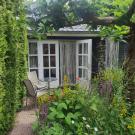 B&B BellaRose