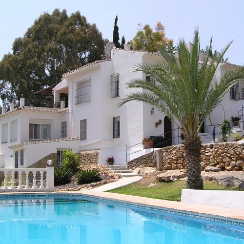 Villa Morera Bed & Breakfast