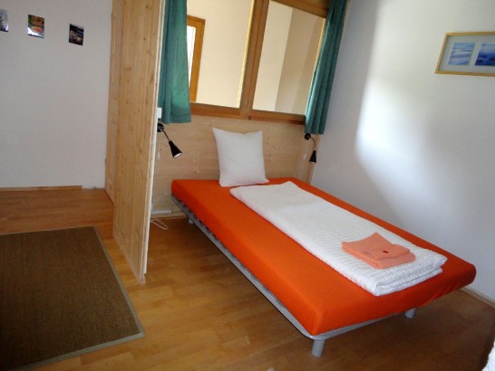 Rittershuus - 2 pers. kamer + slaapbank met eigen douche en toilet op 2e verdieping