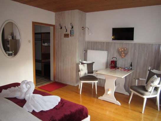 Haus Holunder - Kamer met ontbijt