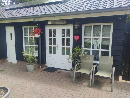 B&B BellaRose
